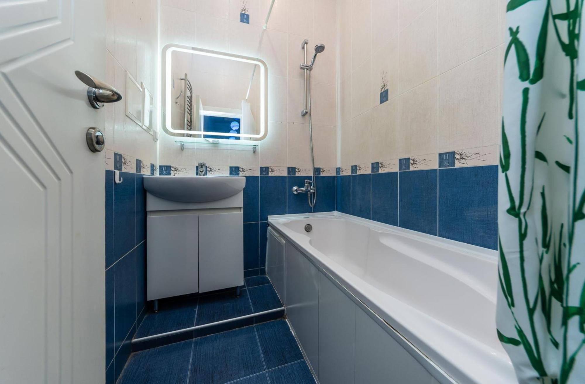 Kievacccommodation Near Gulliver 24H Self Check-In Exterior photo