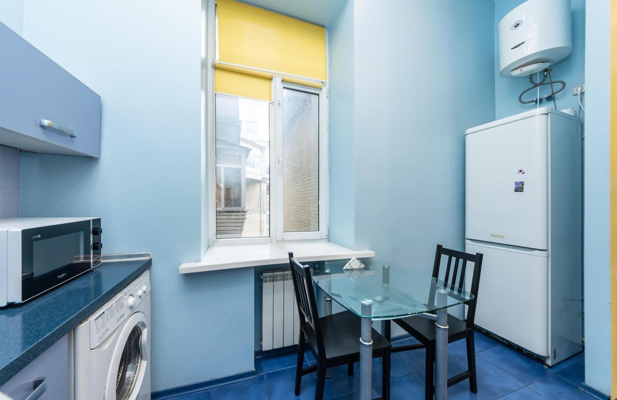 Kievacccommodation Near Gulliver 24H Self Check-In Exterior photo